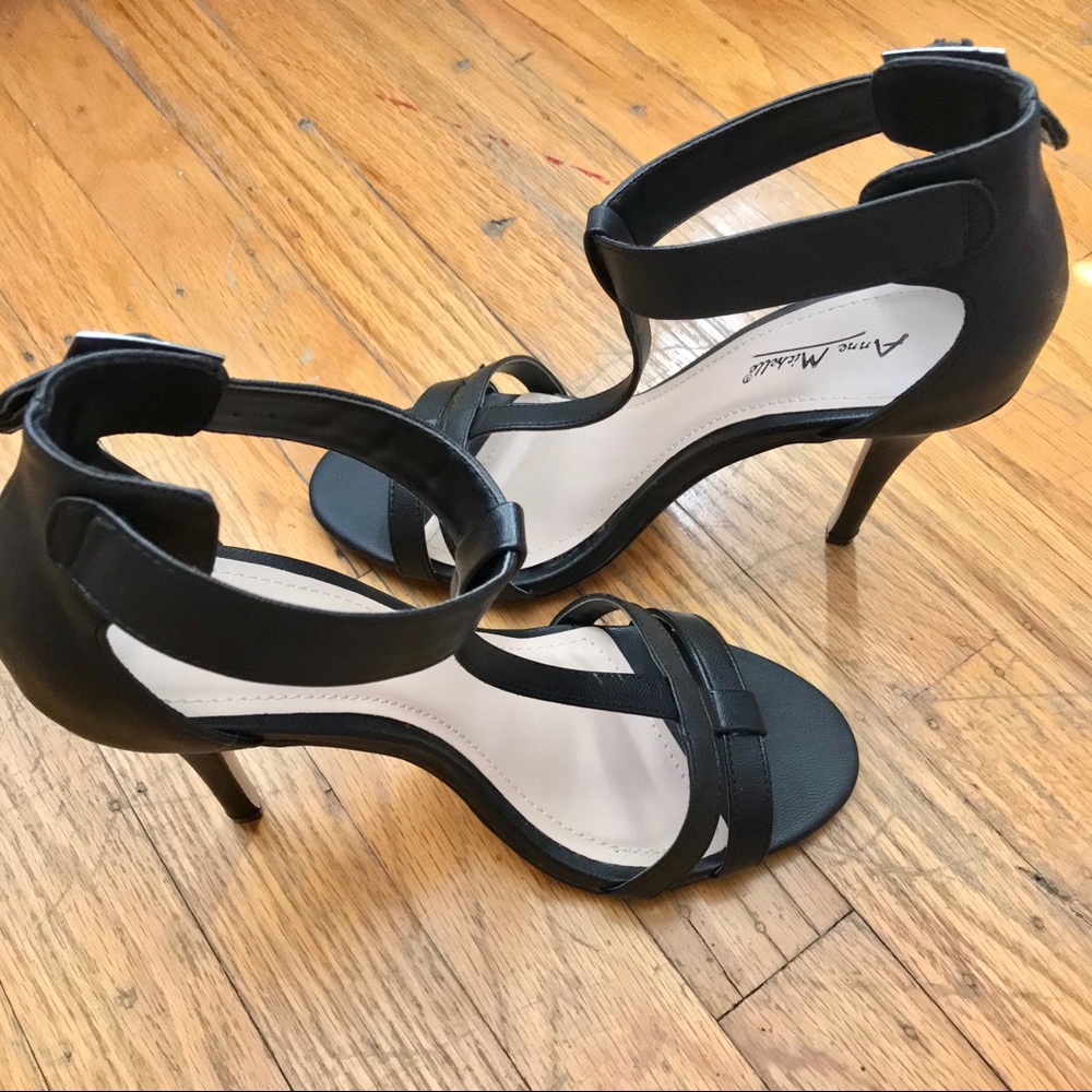Shoes - Picture 3 of 11